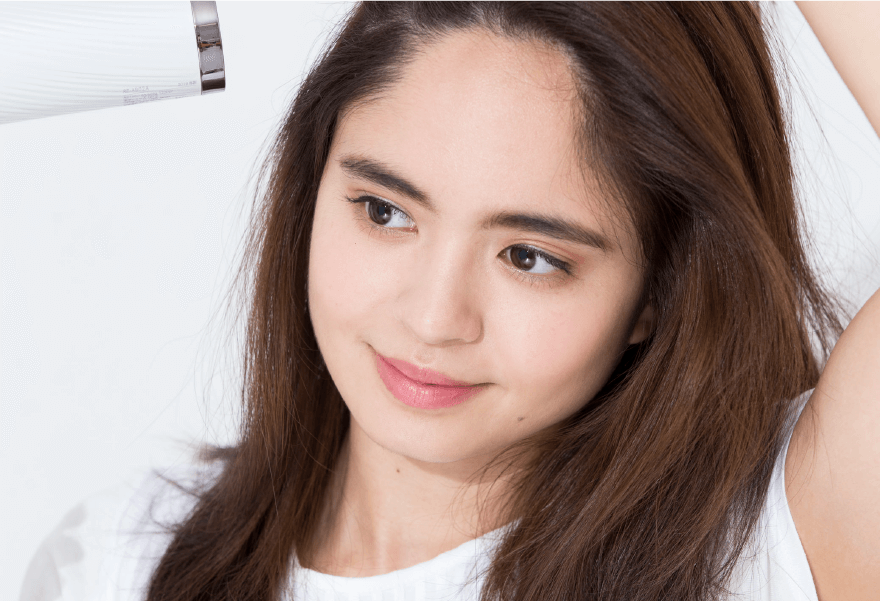 あなたの髪悩みにアドバイス 髪のボリューム不足・髪の悩み・ヘアケアアドバイス・ReFa・ドライヤー・ストレートアイロン