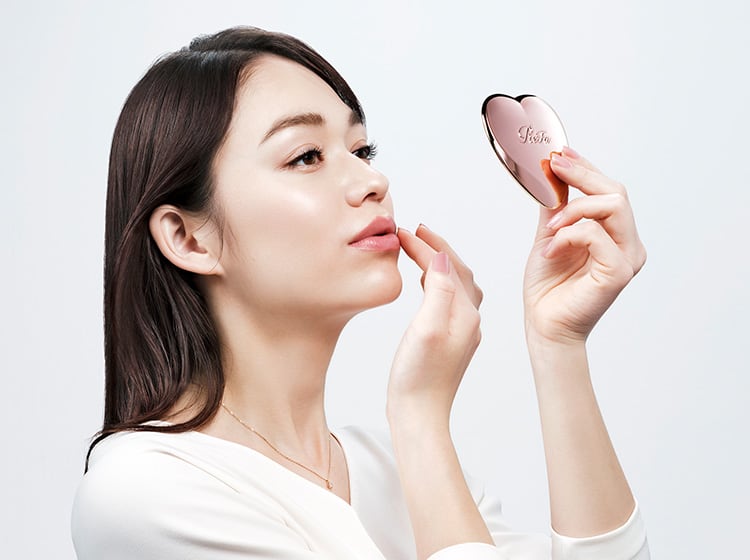 ReFa HEART MIRROR