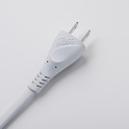 コンセントプラグ