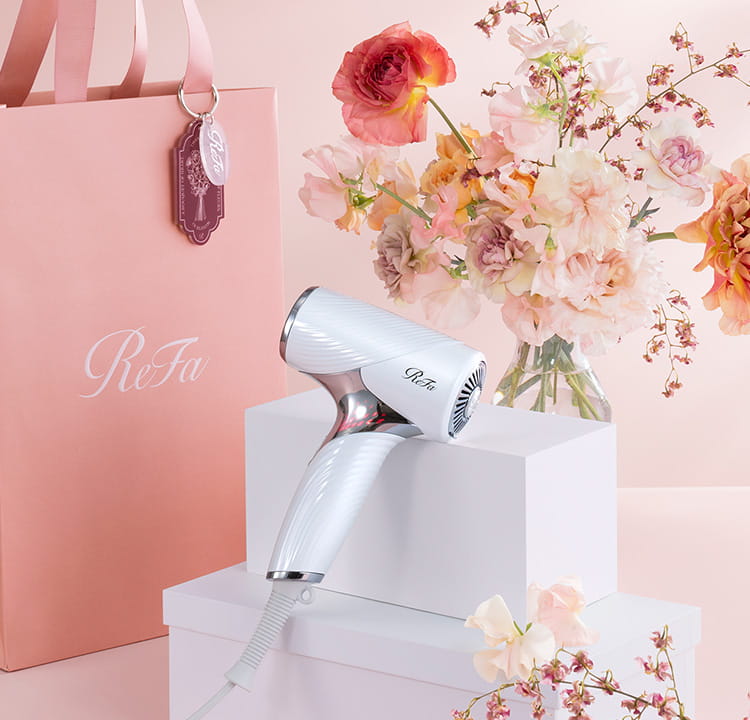 ReFa史上最小・最軽量。