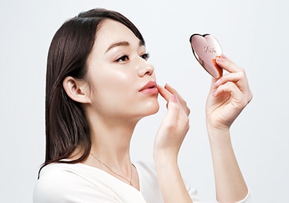 ReFa HEART MIRROR