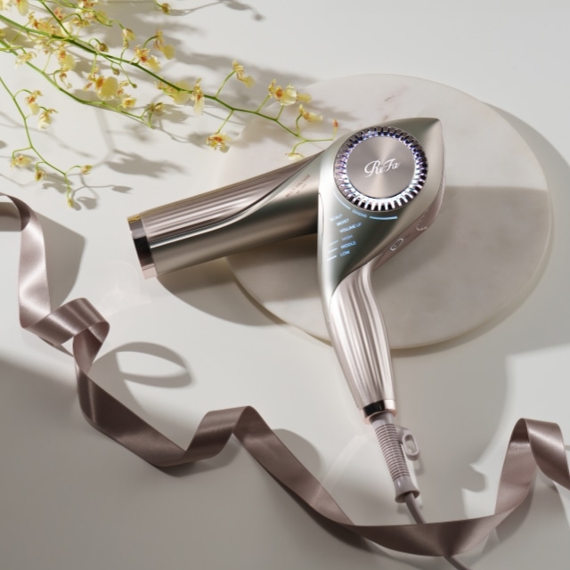 人生を、生活を、ここから変えていく。髪を起点に、内面の躍動的な美しさが放たれる。