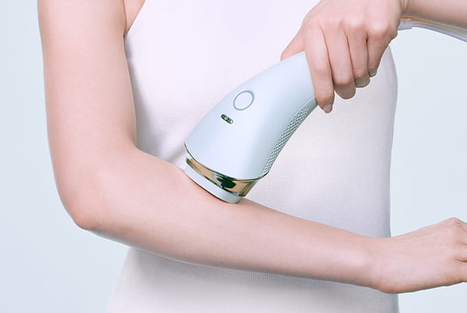 最速0.28秒間隔で、IPL光をノンストップで高速連続照射