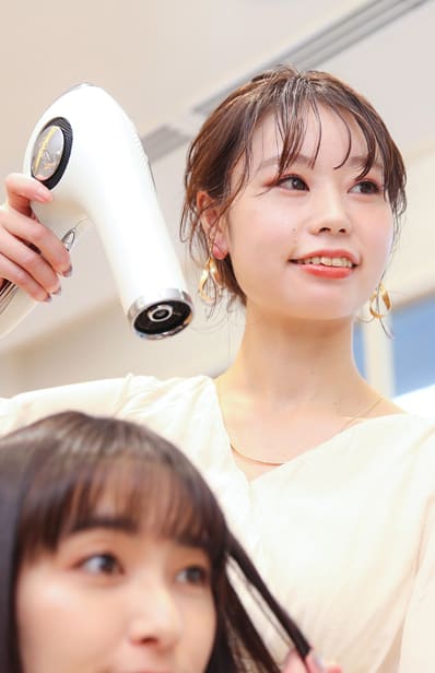 手軽にできるヘアスタイルそれがレア髪です