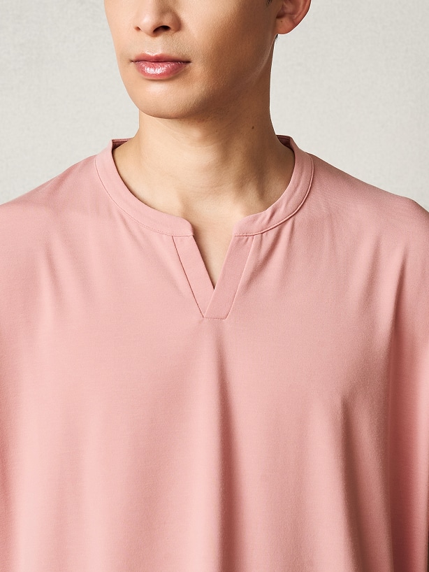 温度調節のVネック＆スッキリ効果