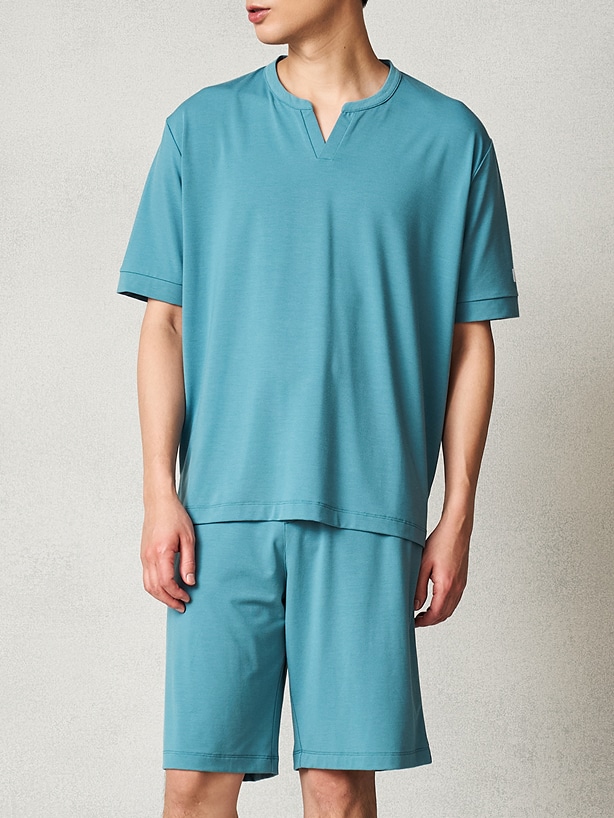 夏をイメージした限定カラー