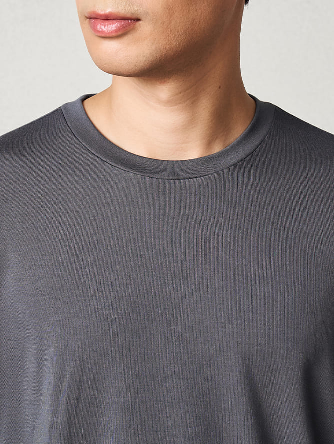 ゆとりのあるシルエットで快適な寝心地