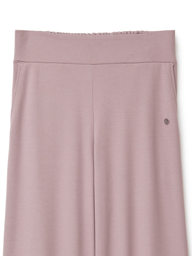 お腹周りがすっきり見える