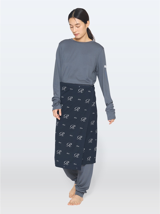 巻きスカートでお腹や腰をカバー