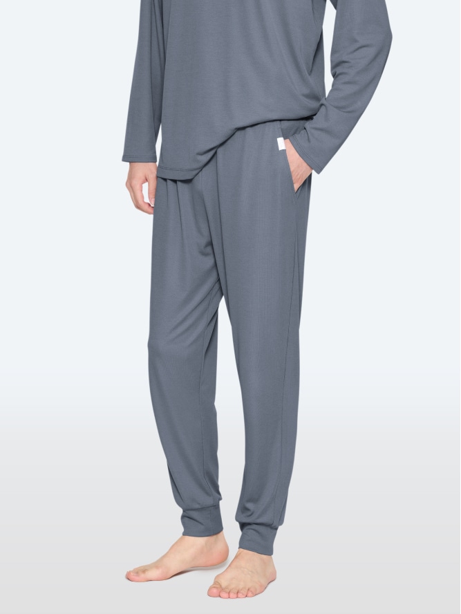 寝ている時も足首を温める