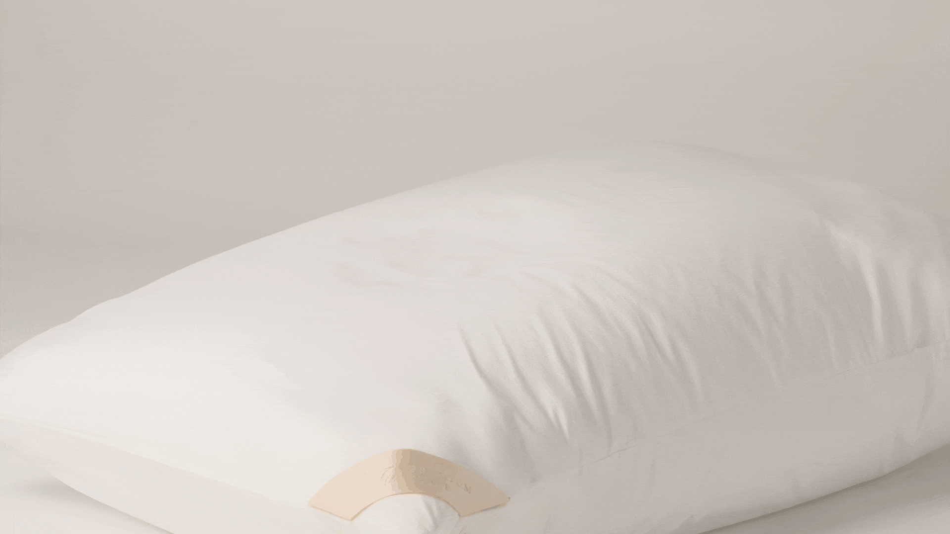 ふわふわしながらも、しっかり戻ってくる心地よい枕