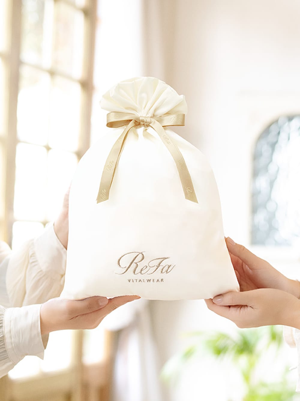 ギフトセットご購入で＜Bloom charm＞プレゼント【6/30まで】