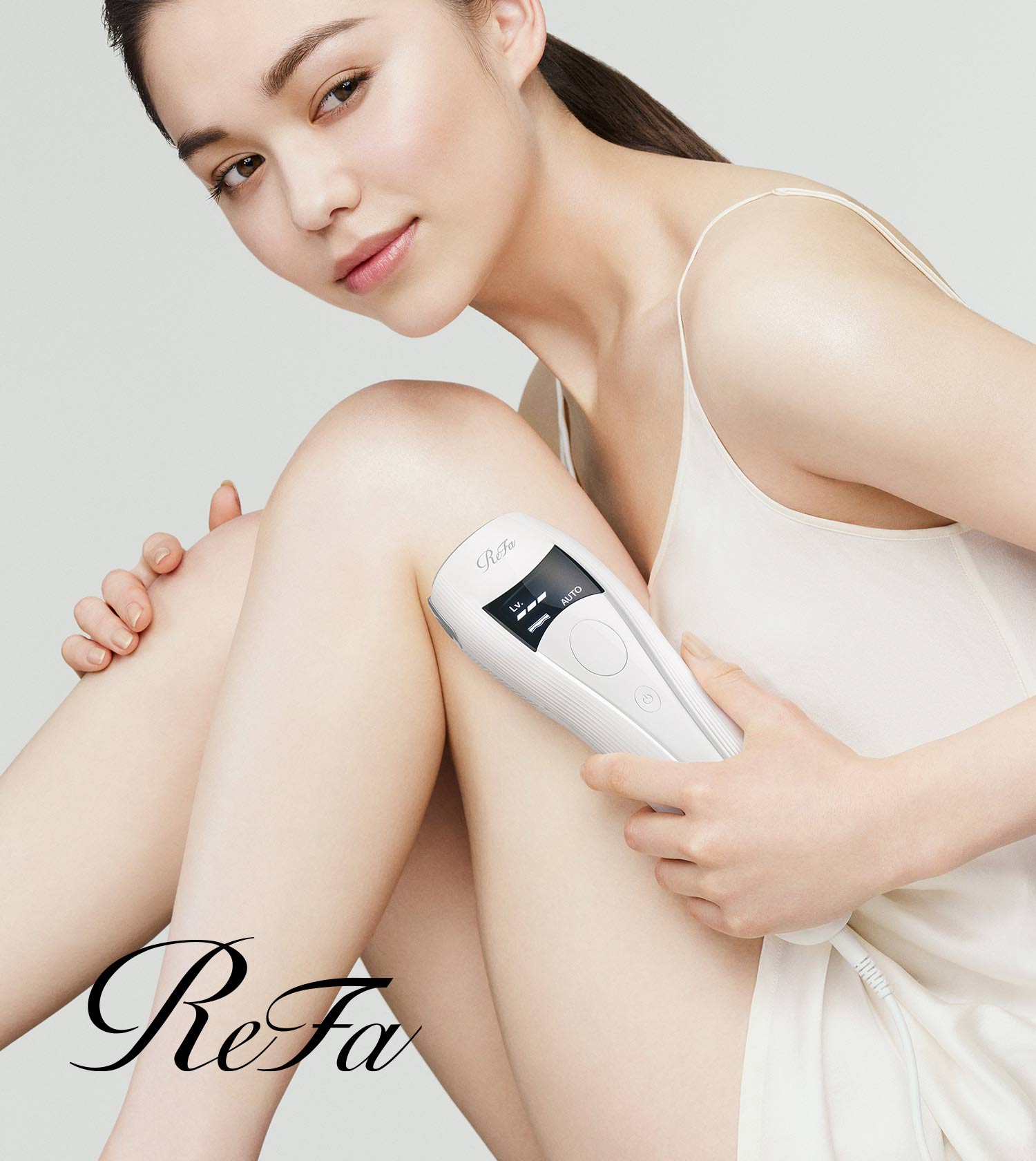 月々500円。リファの光美容器、リファビューテック エピ。初めてでも使いやすいシンプル設計。ムダ毛ケアをもっと手軽にもっと簡単に