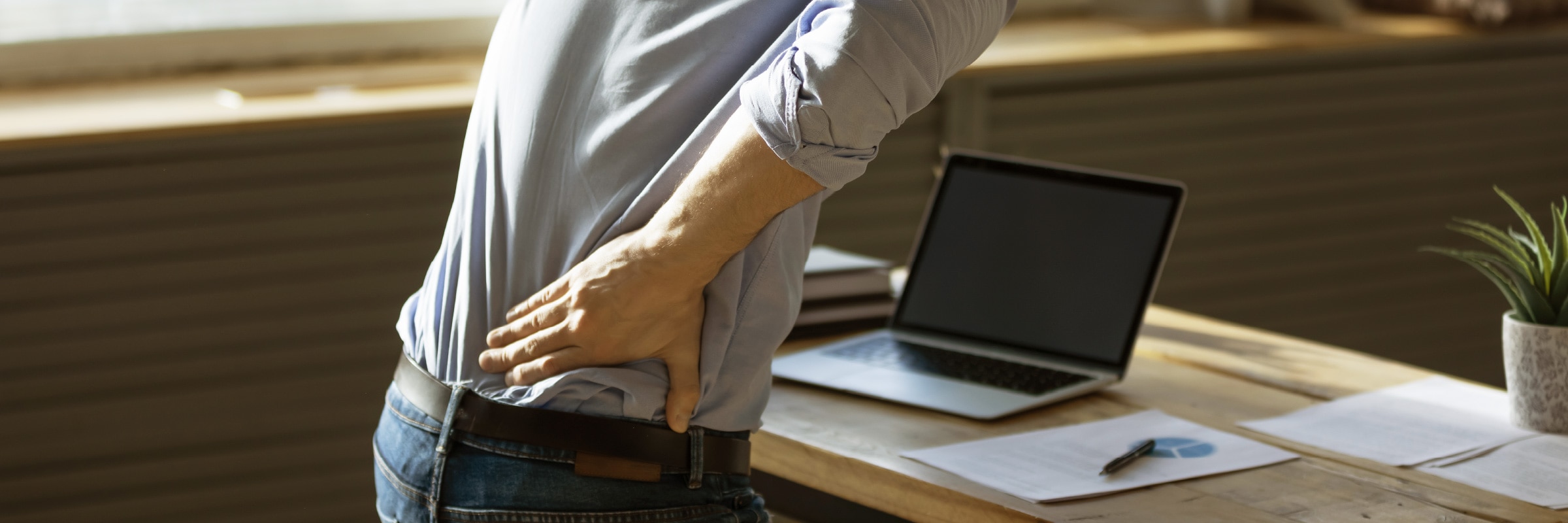 ぎっくり腰を繰り返さないために、毎日できる対策と予防