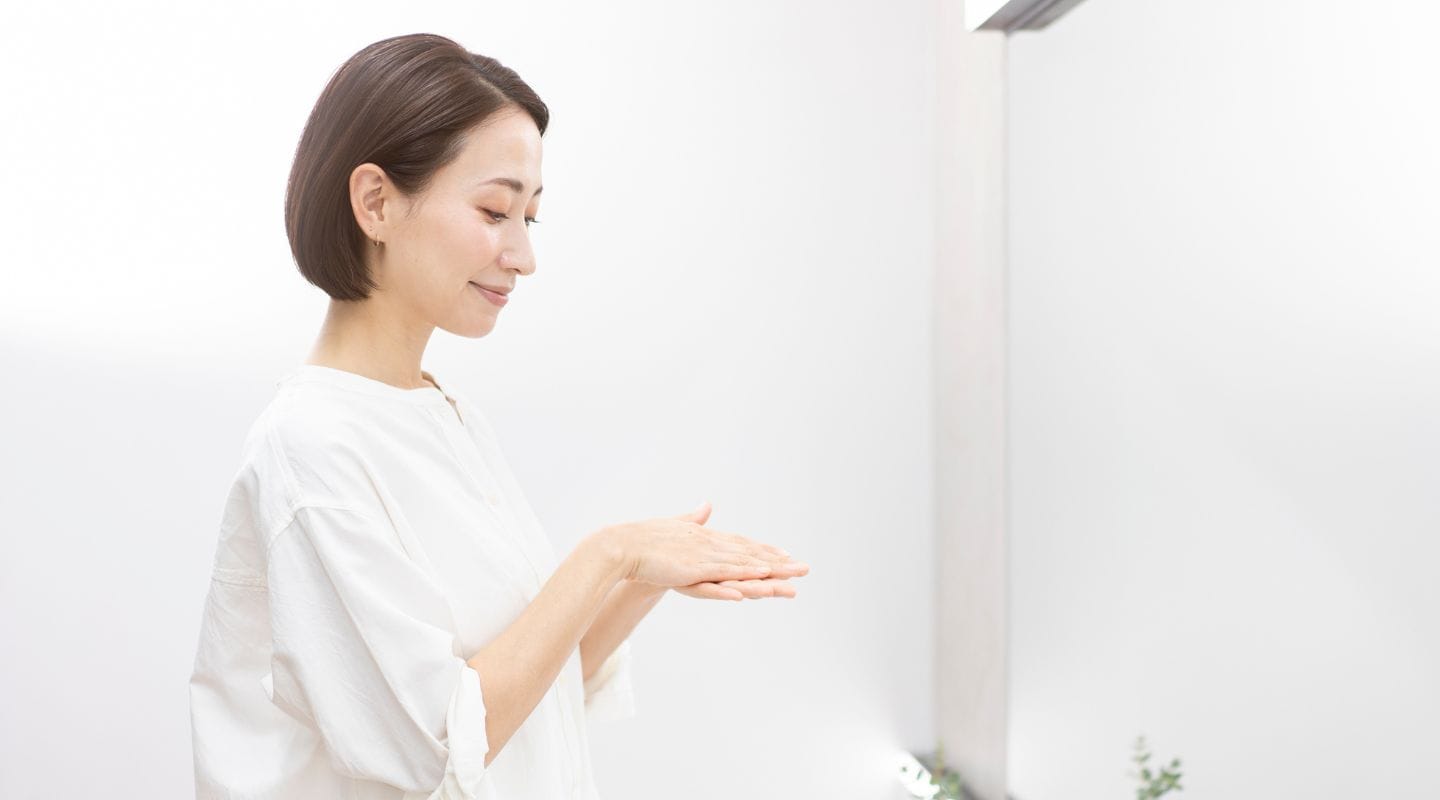 外出先で前髪のうねりを直す方法