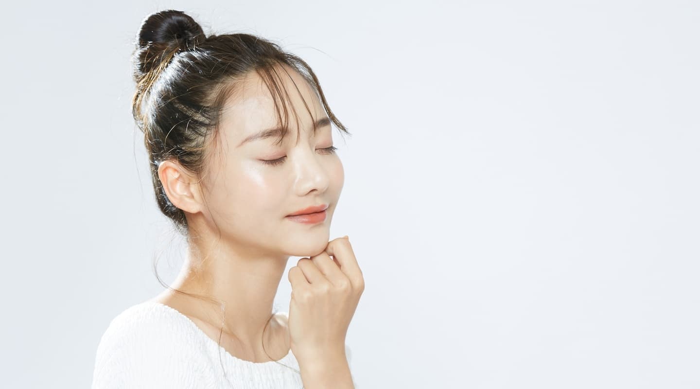 ボサボサ髪を生かす！簡単まとめ髪アレンジ2選