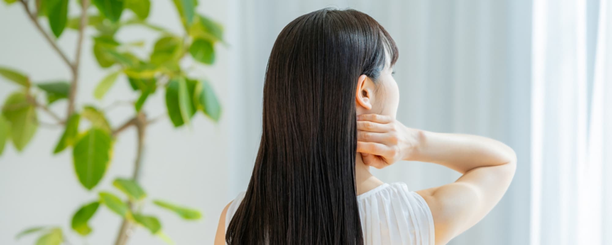 酸性ストレートとは？メリットとデメリットやヘアケアのポイントを解説