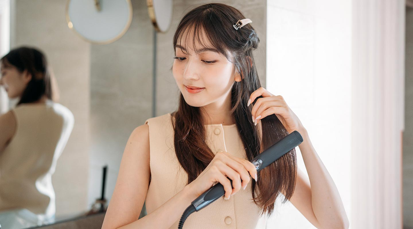 縮毛矯正をしないで髪をストレートにする方法