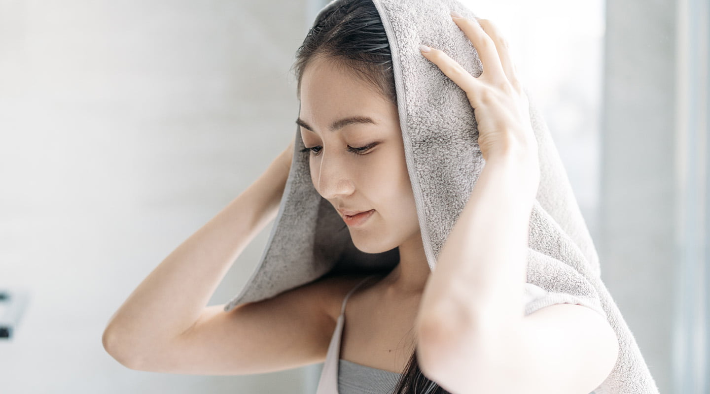 洗っても頭皮が臭い？考えられる4つの要因