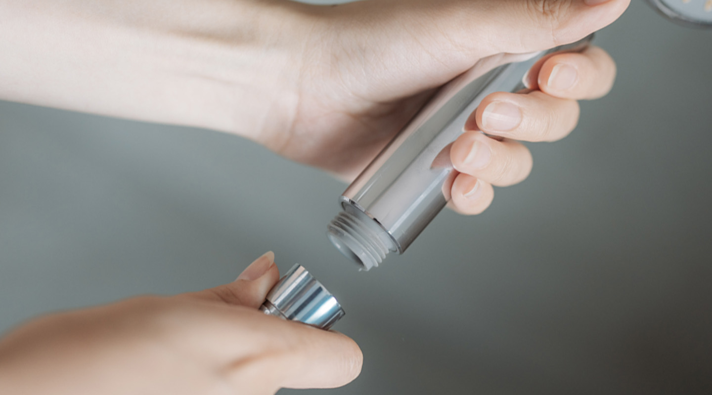 シャワーヘッドの交換方法とメンテナンス方法