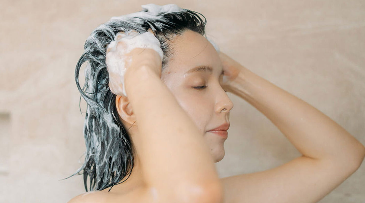 ハリ・コシを取り戻す！毎日のシャンプー&頭皮ケア