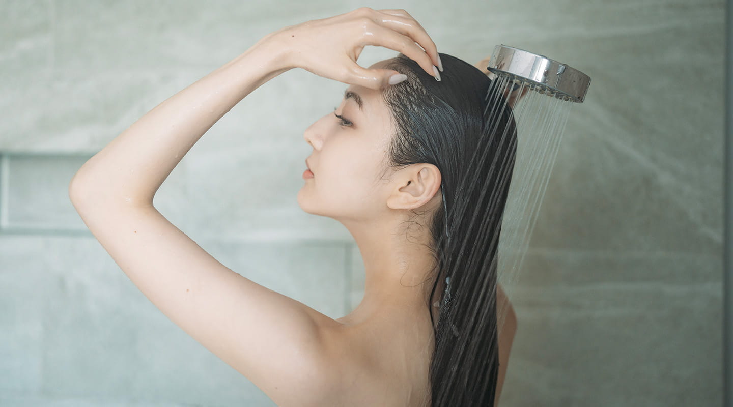 ヘアバームをきれいに落とす方法
