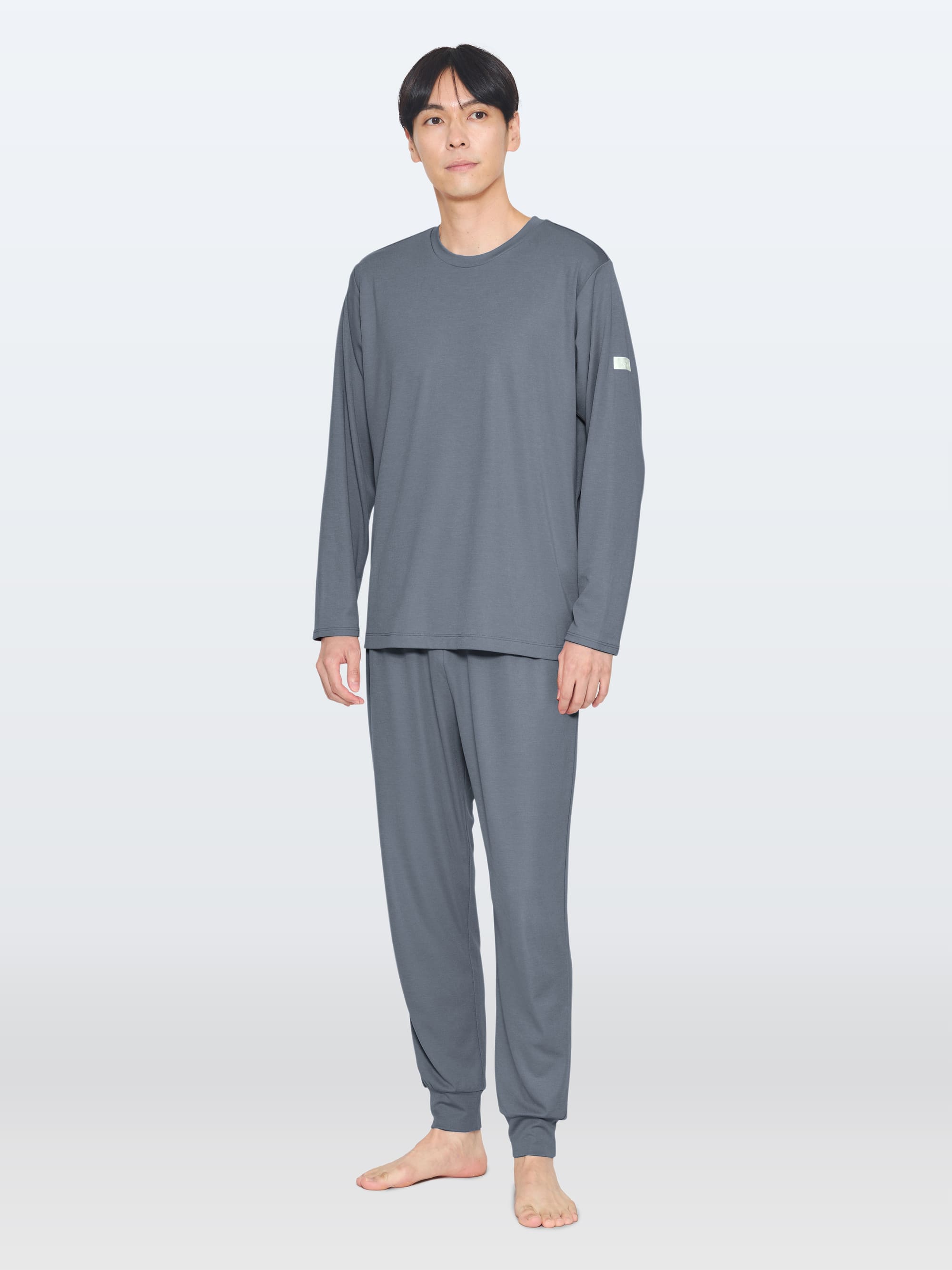 【ReFa VITALWEARギフトラッピングセットL + ショッパーM】リファバイタルテック モイストスムース ロングスリーブプルオーバー/MEN ダークグレー SS + リファバイタルテック モイストスムース ジョガーパンツ/MEN ダークグレー SS