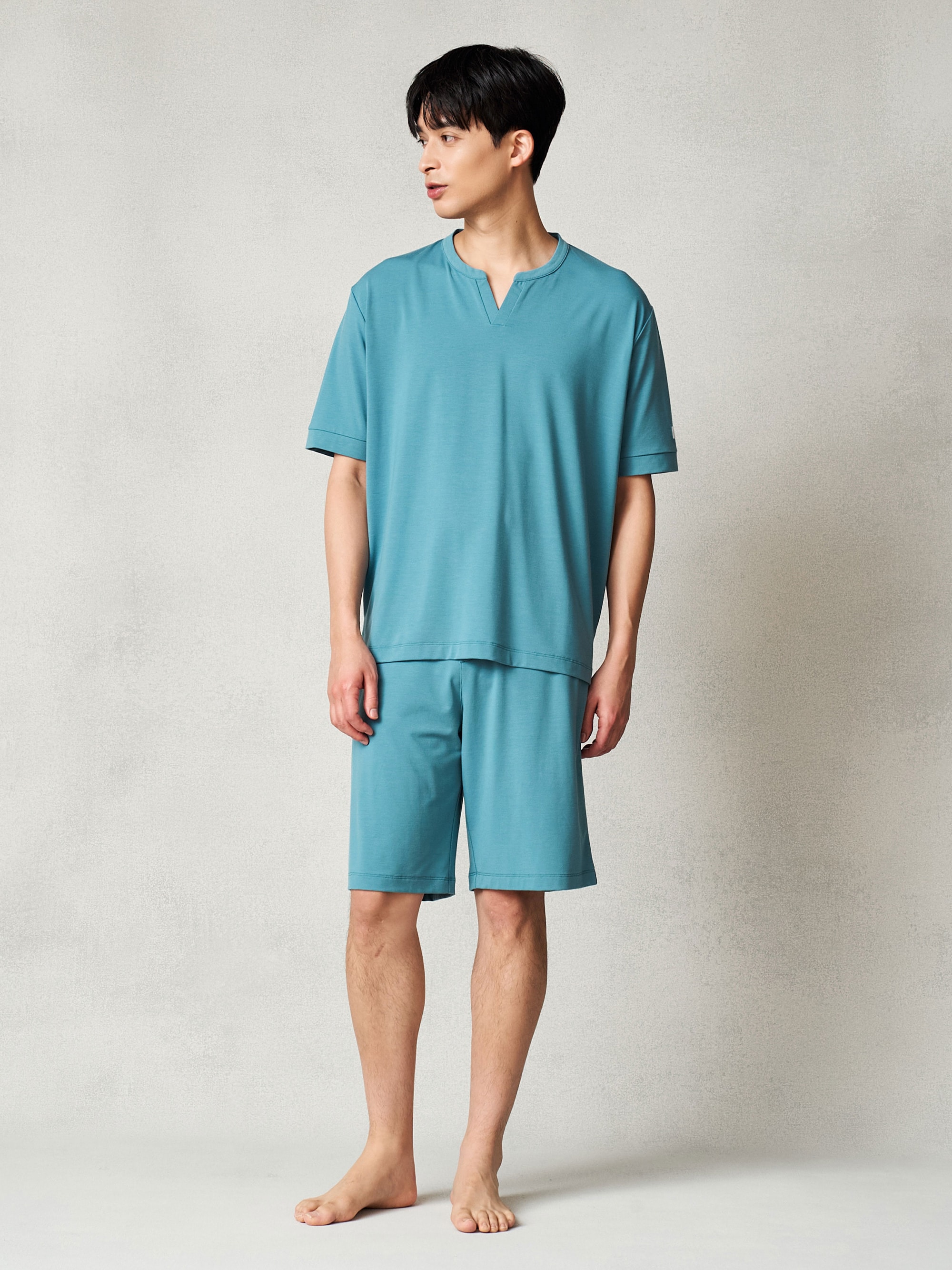 リファ バイタルテック ストレッチスムース ショートスリーブプルオーバー&ショートパンツ/MEN ターコイズ M