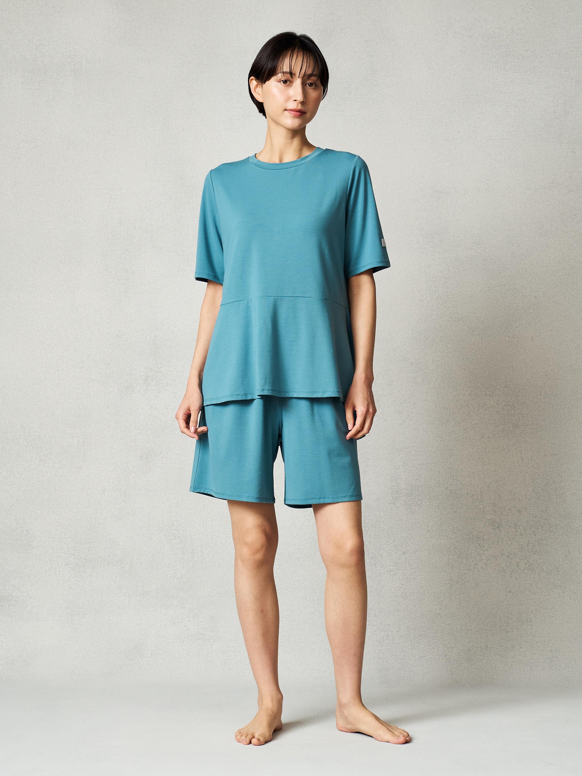 ストレッチスムース ショートスリーブプルオーバー&ショートパンツ/WOMEN