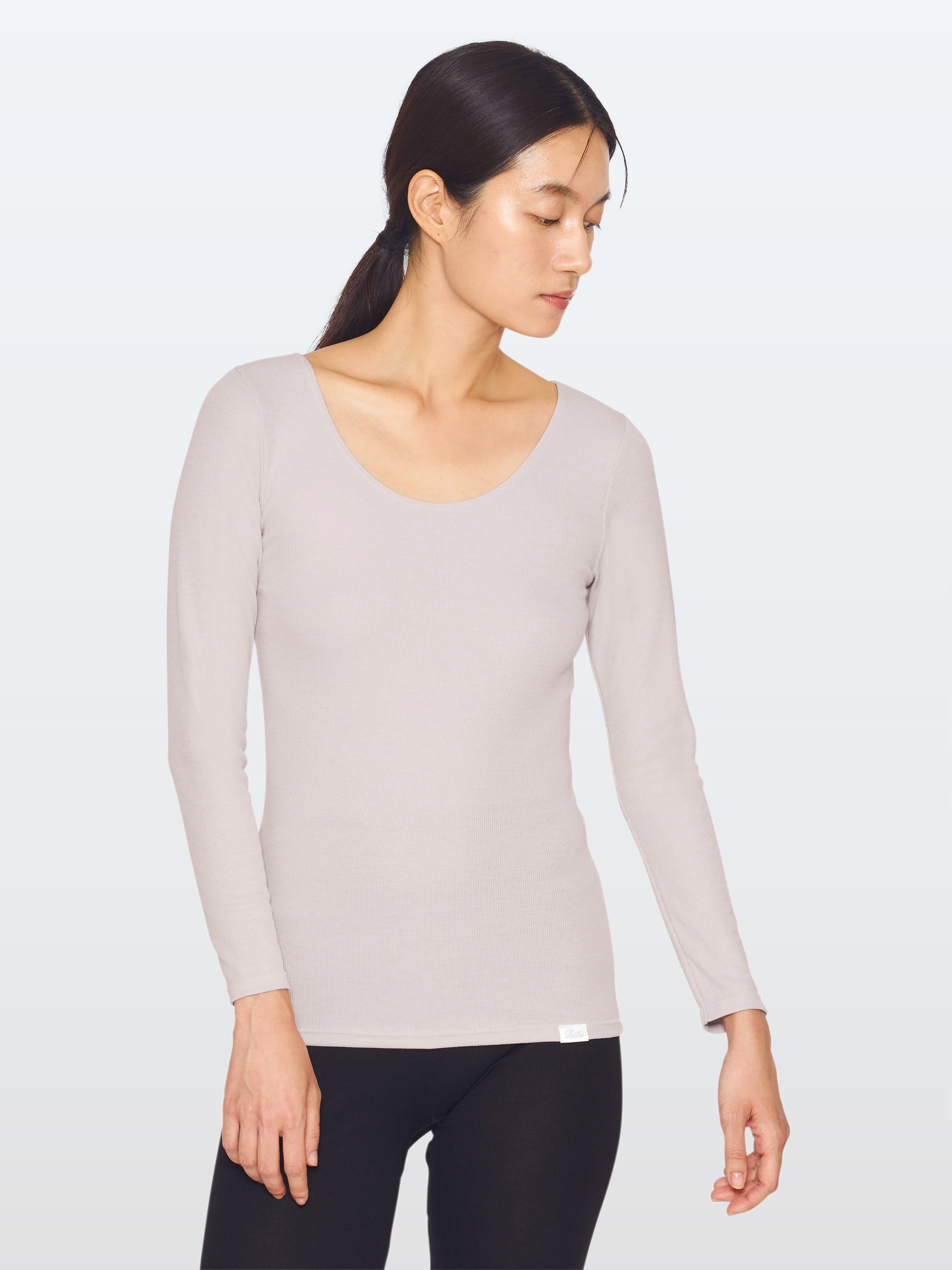 リファバイタルテック モイストリブ Uネックロングスリーブインナー ベージュ S