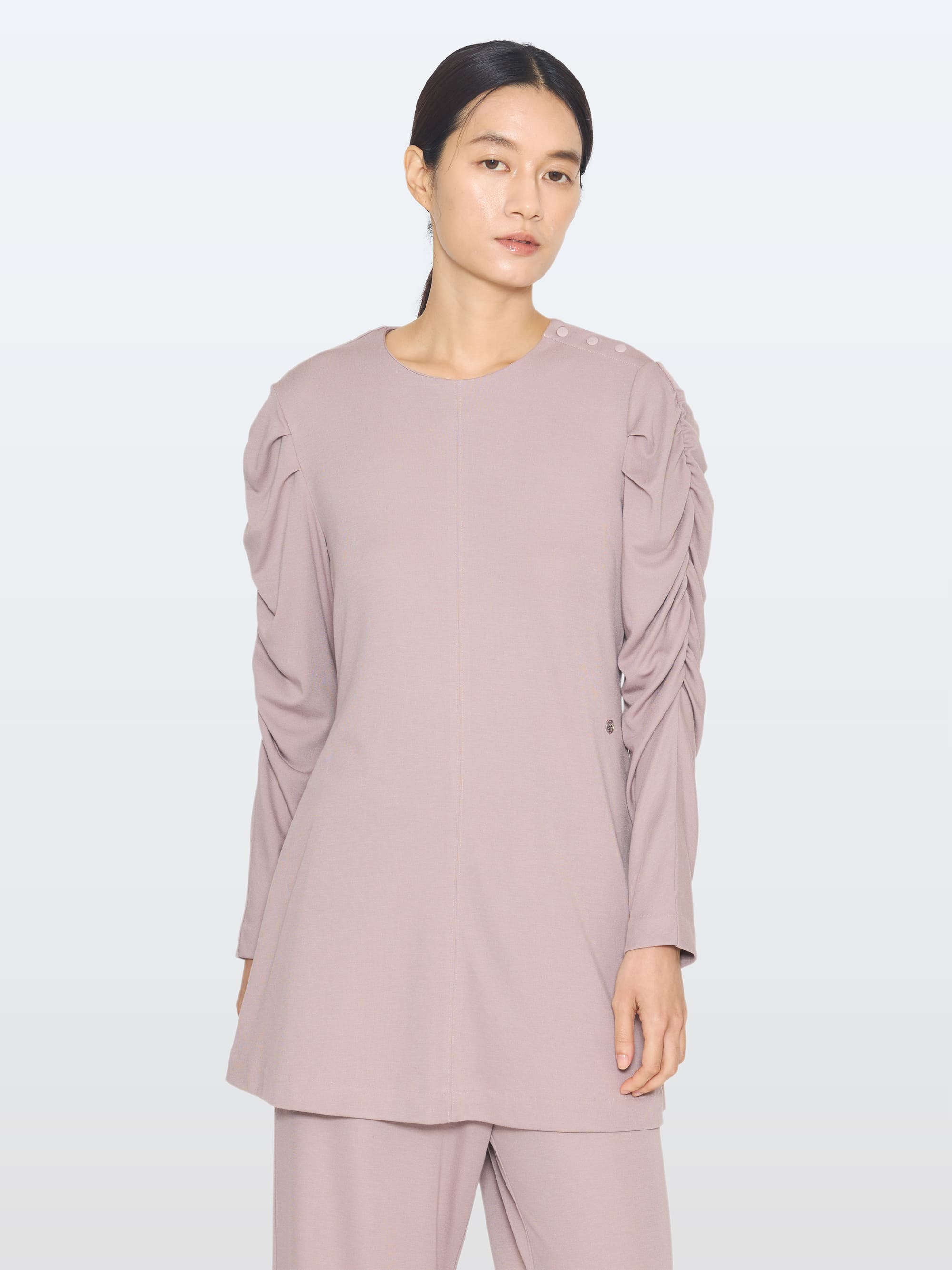 リファバイタルテック モイストスムース ギャザースリーブプルオ―バー モーヴピンク S