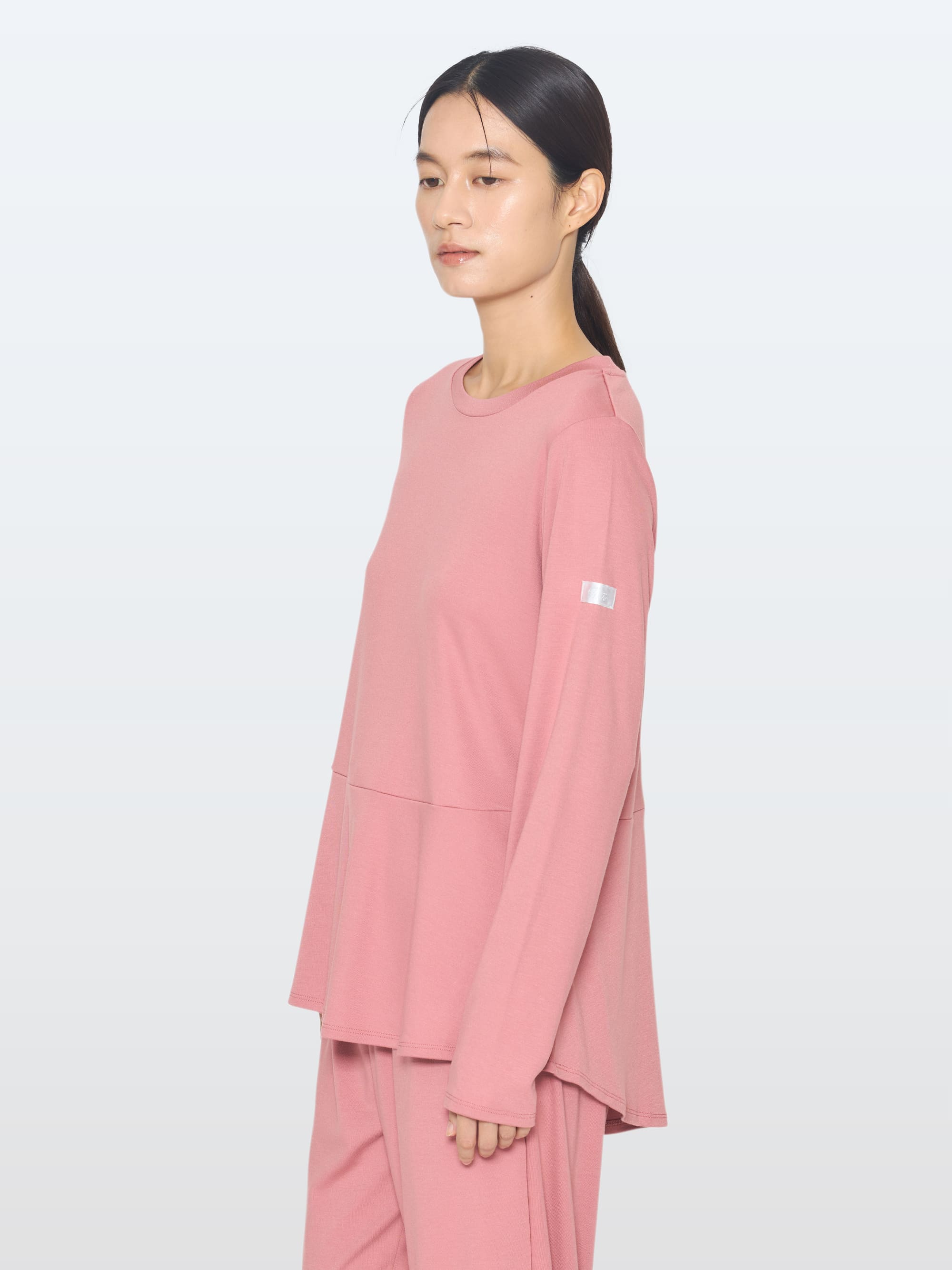 リファバイタルテック モイストスムース ロングスリーブプルオーバー ピンク SS