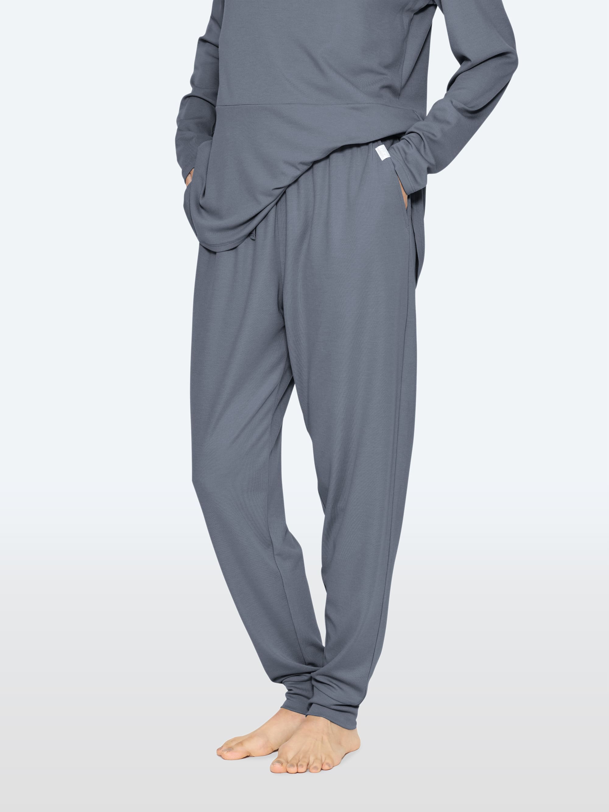 リファバイタルテック モイストスムース ジョガーパンツ ダークグレー M