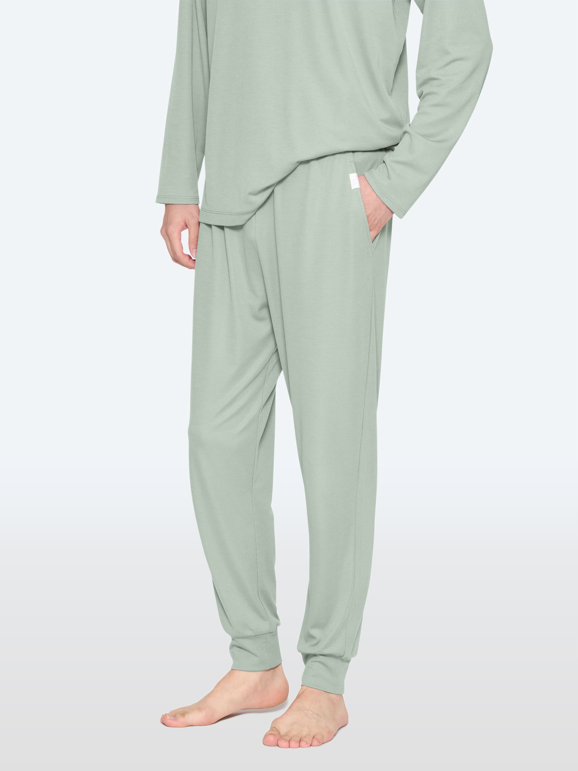 リファバイタルテック モイストスムース ジョガーパンツ/MEN グリーン SS