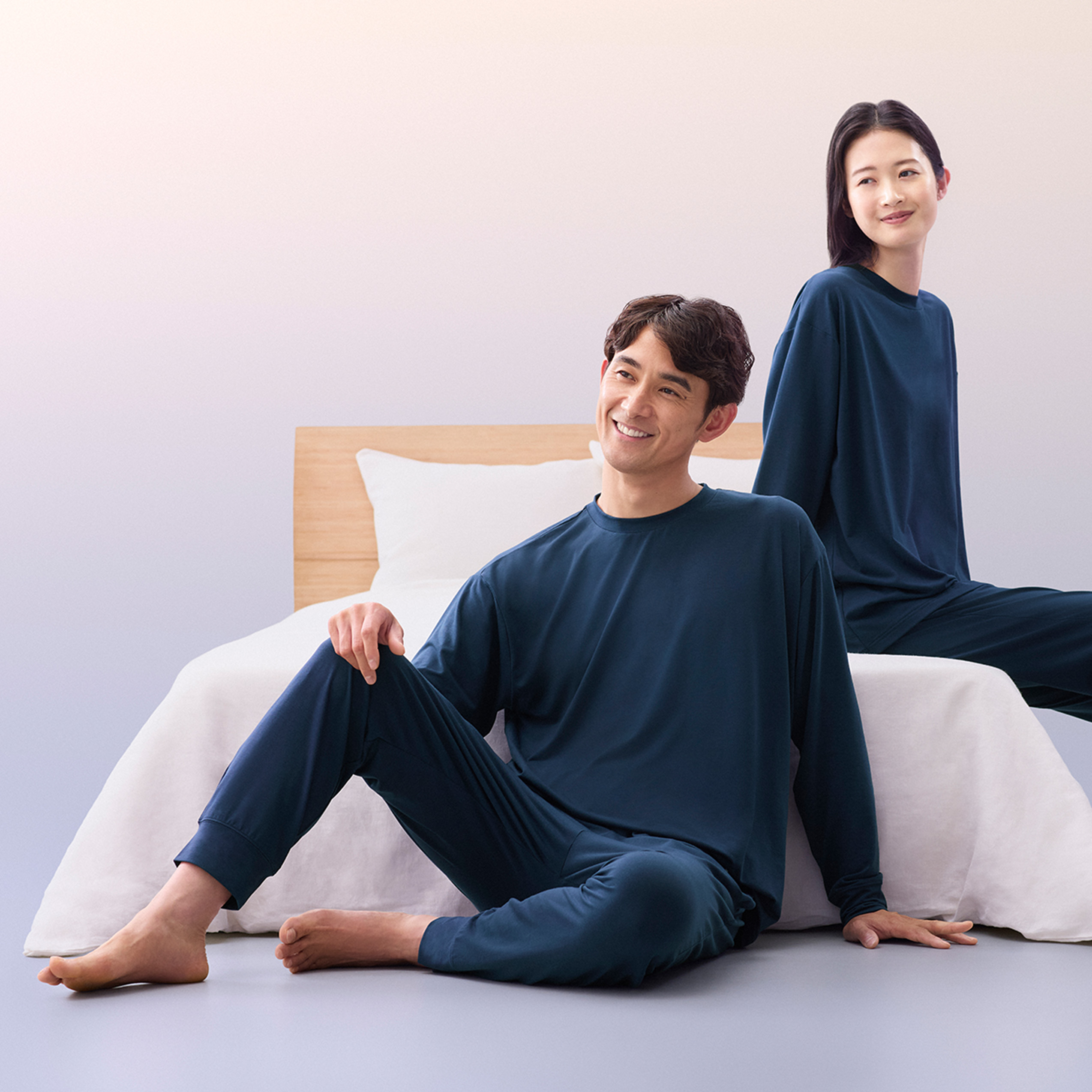 プルオーバー長袖・ジョガーパンツ