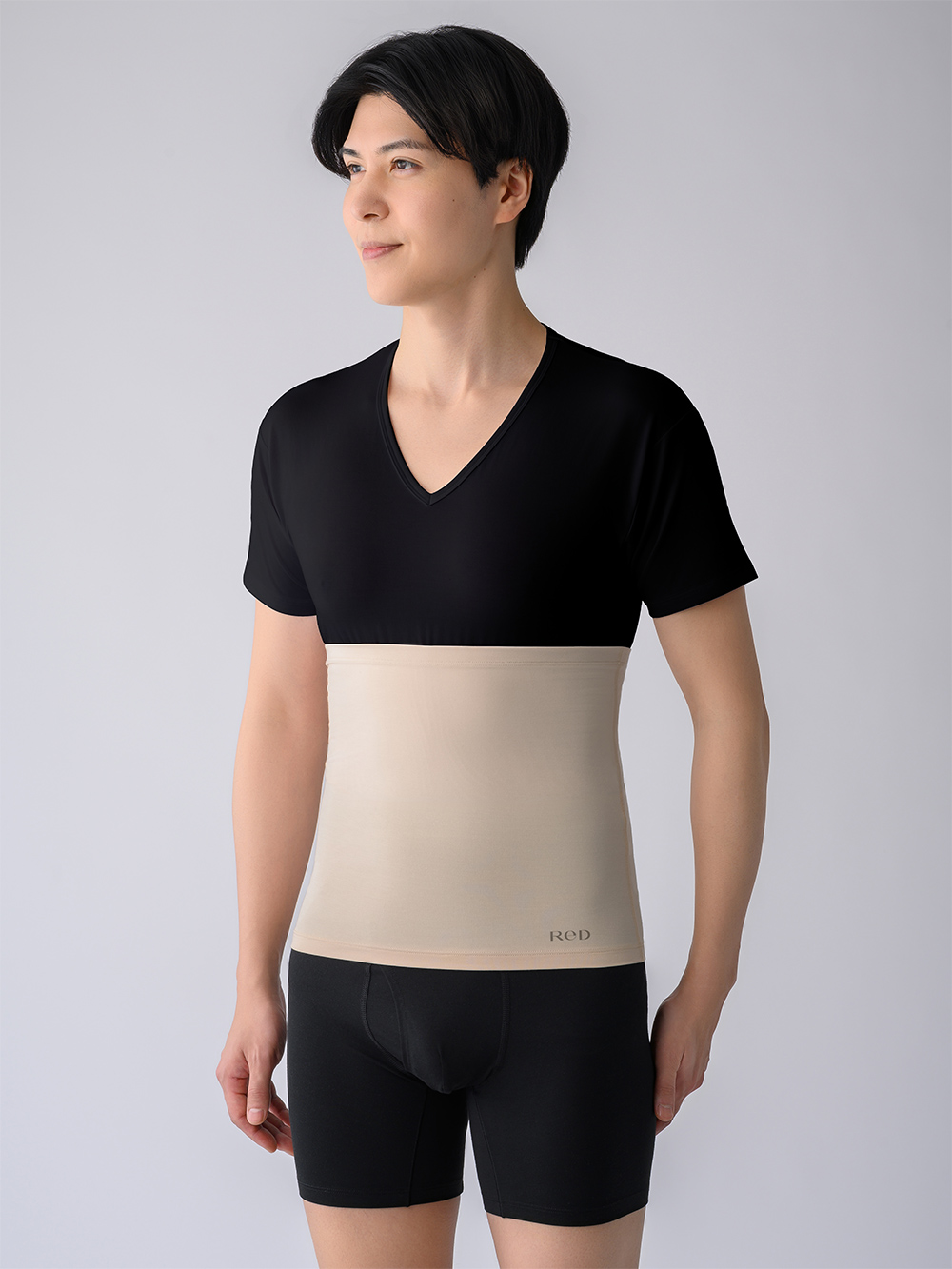 モデル:180cm / L-LLサイズ着用