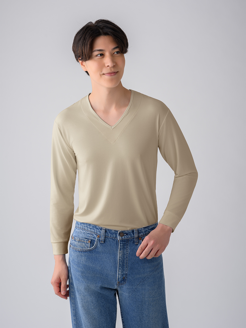 ReD バイタルテック Vネックインナー長袖 肩コリ改善 ベージュ L ベージュ L