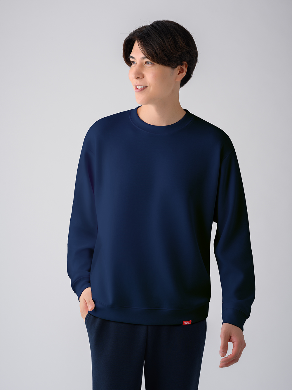 モデル:180cm / Lサイズ着用