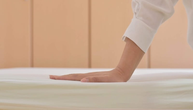 腰の痛みを軽減する寝方