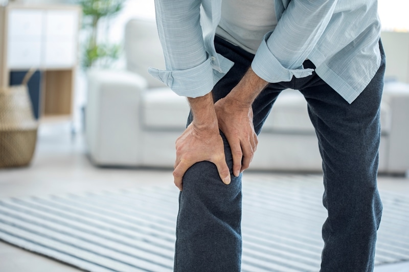 膝の負担を減らすために筋トレも効果的