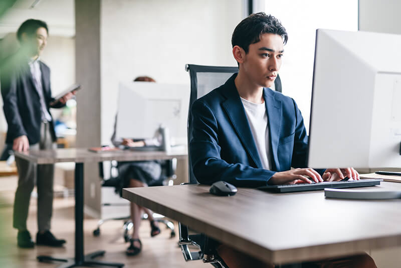 正しい姿勢で過ごす