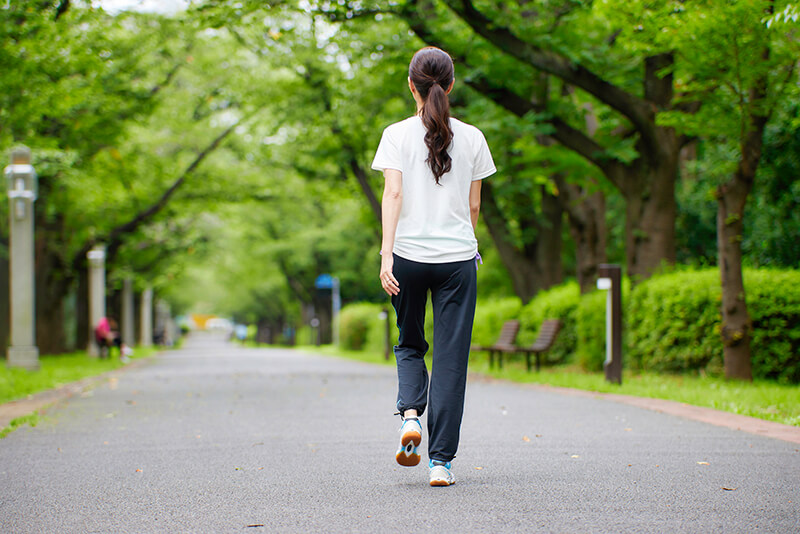 腰痛予防のために全身運動を取り入れる
