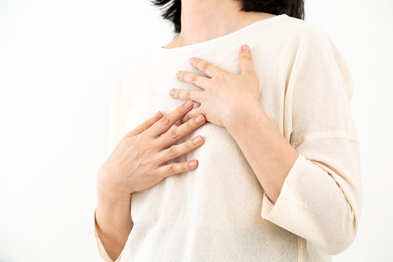 吐き気をもよおす