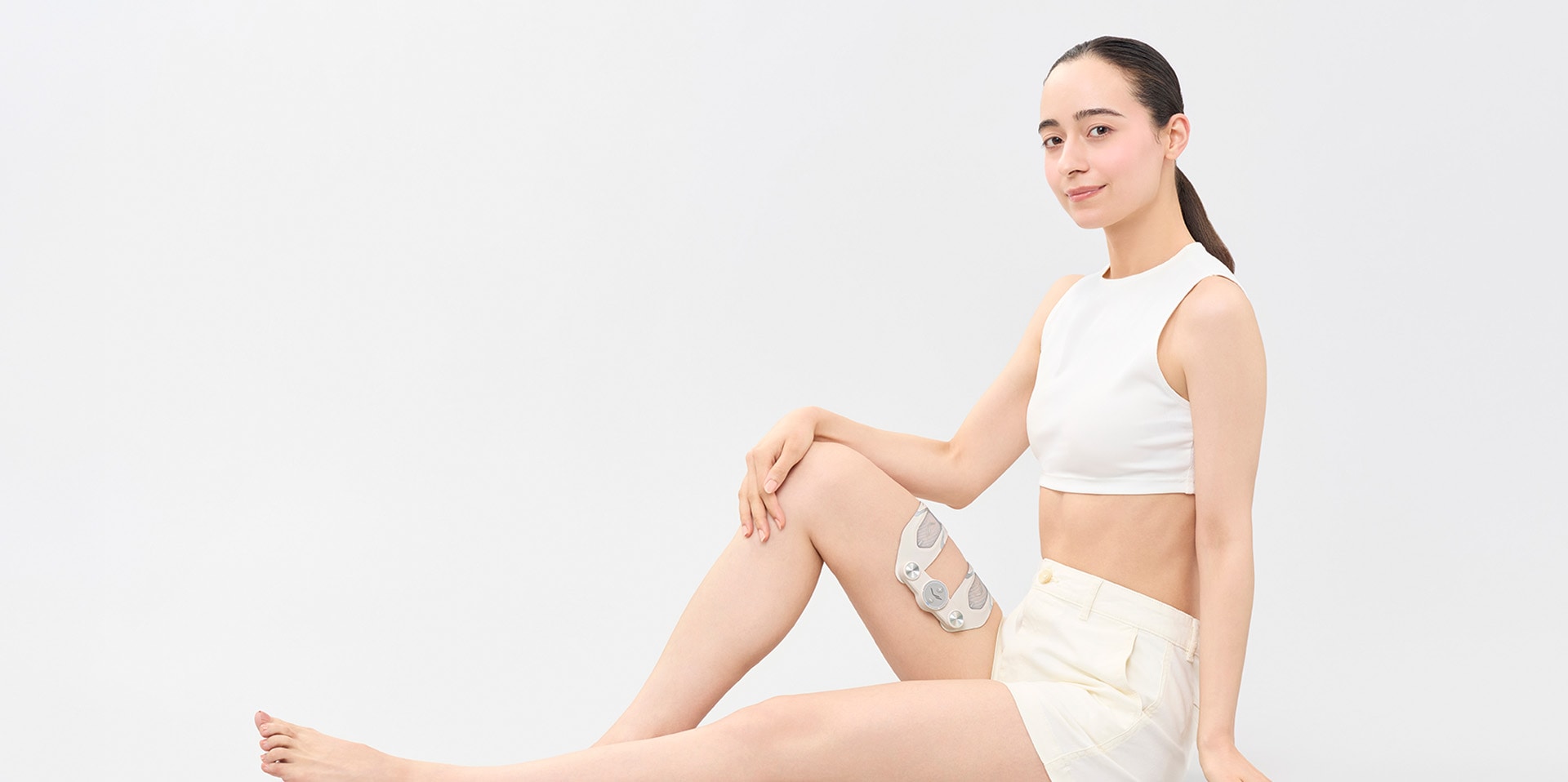 Body Fit 3（ボディフィット3）を腕に貼っている写真